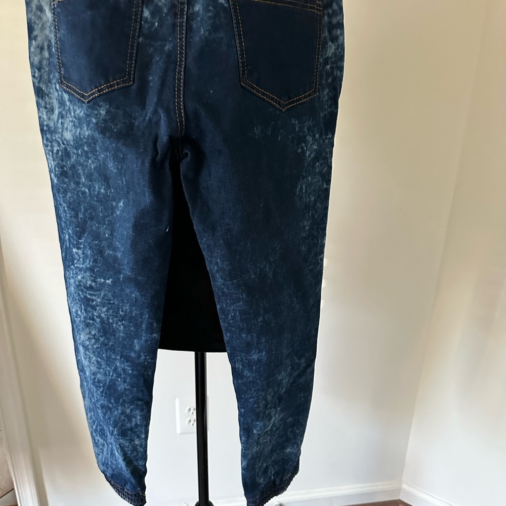 Women’s jeans